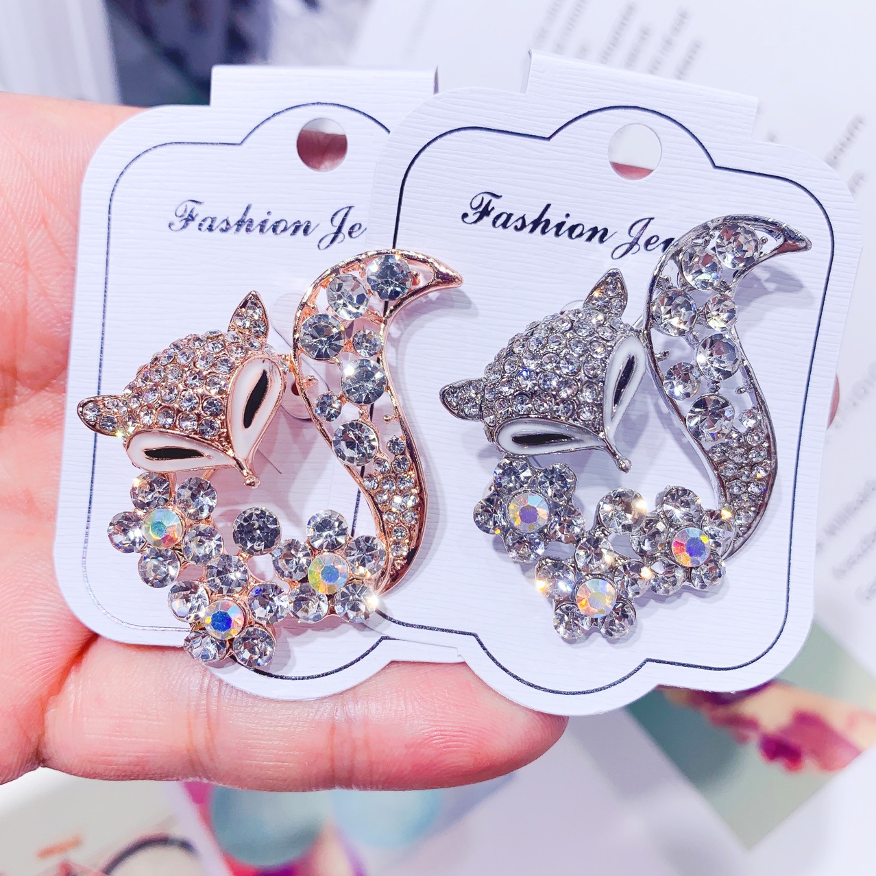 Ladies Brooch Women's Simple F - مراجعة Women'S Fashion Essentials وسعره