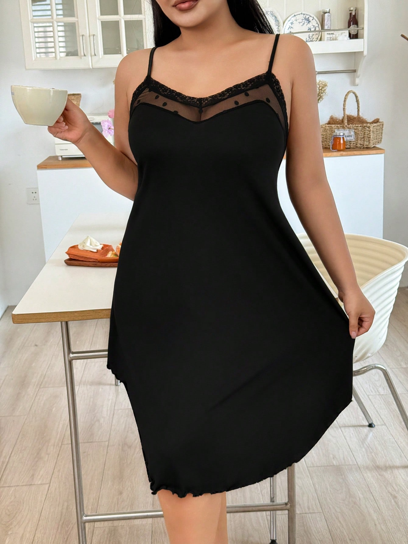 Women's Plus Size Elegant Loos - مراجعة Lace Trim Cami وسعره